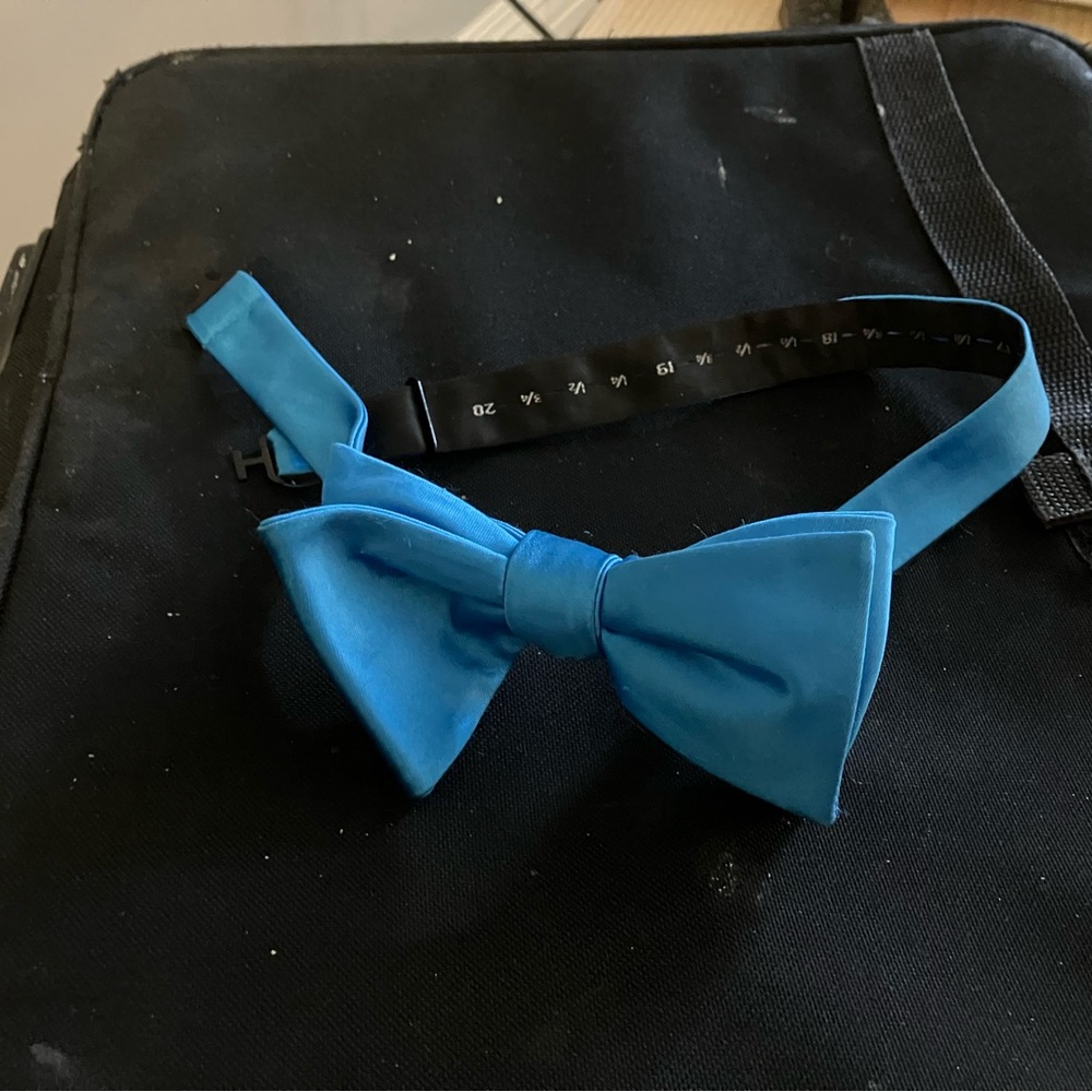 4 very classy bow ties